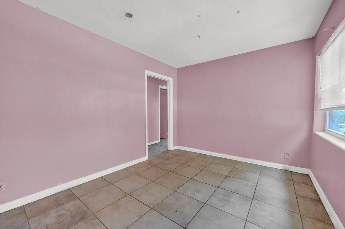 01_DSC07826_mls at 111 Ocean Parkway, Boynton Beach