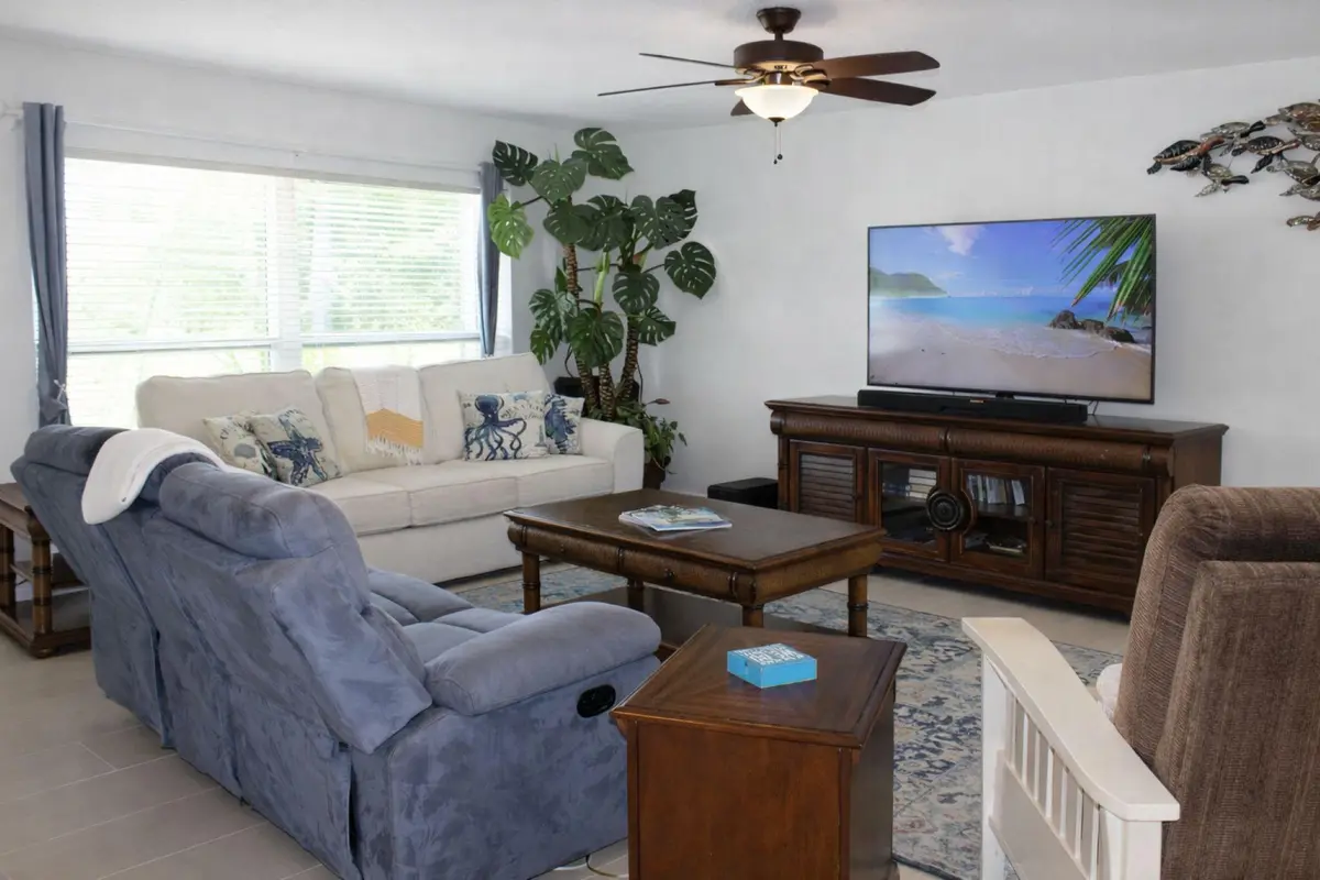 manatee living 3 at 2066 5TH Court, Vero Beach