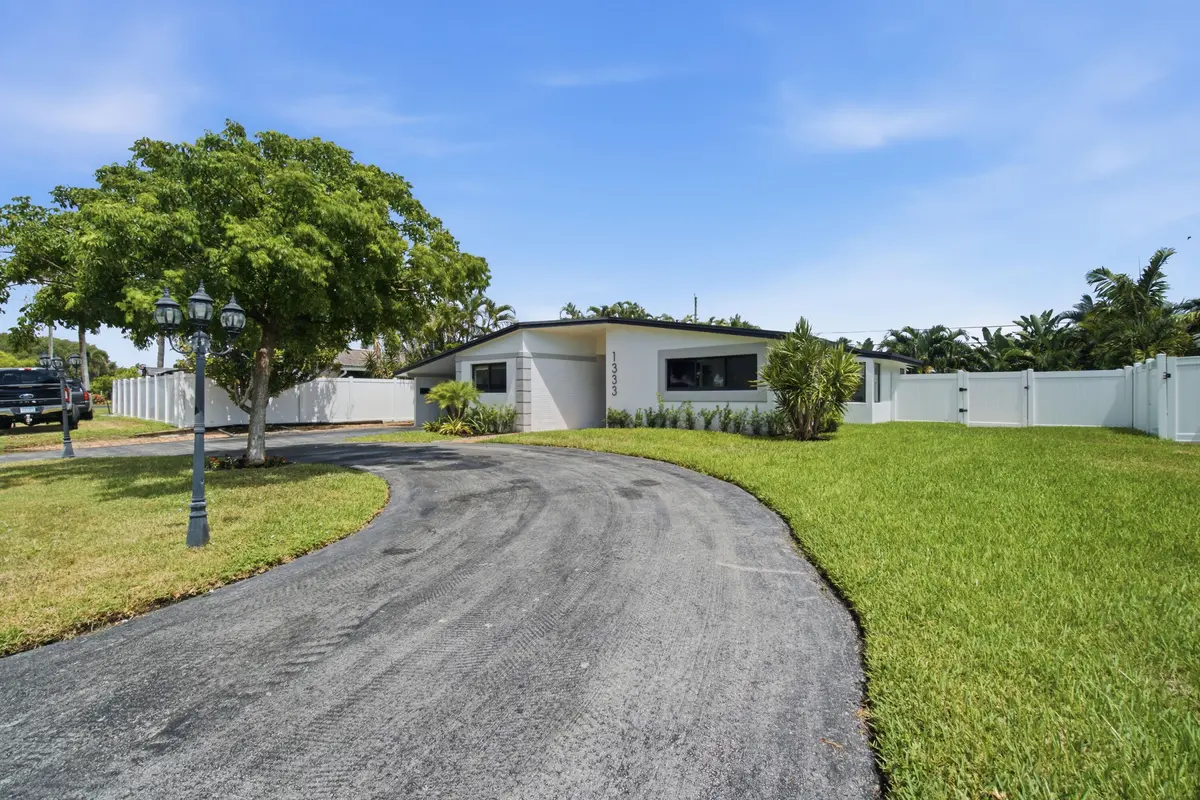 DSC05559 at 1333 SE 8TH Street, Deerfield Beach