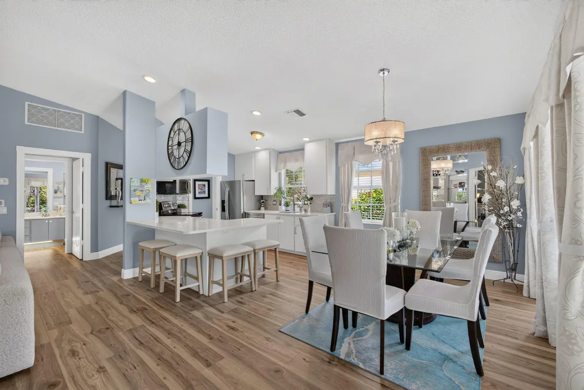 6-Dining Area at 4089 Old Oak Drive, Palm Beach Gardens