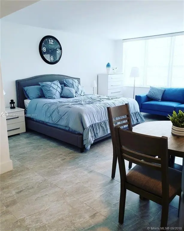 Photo 2 at 100 LINCOLN Road 707, Miami Beach