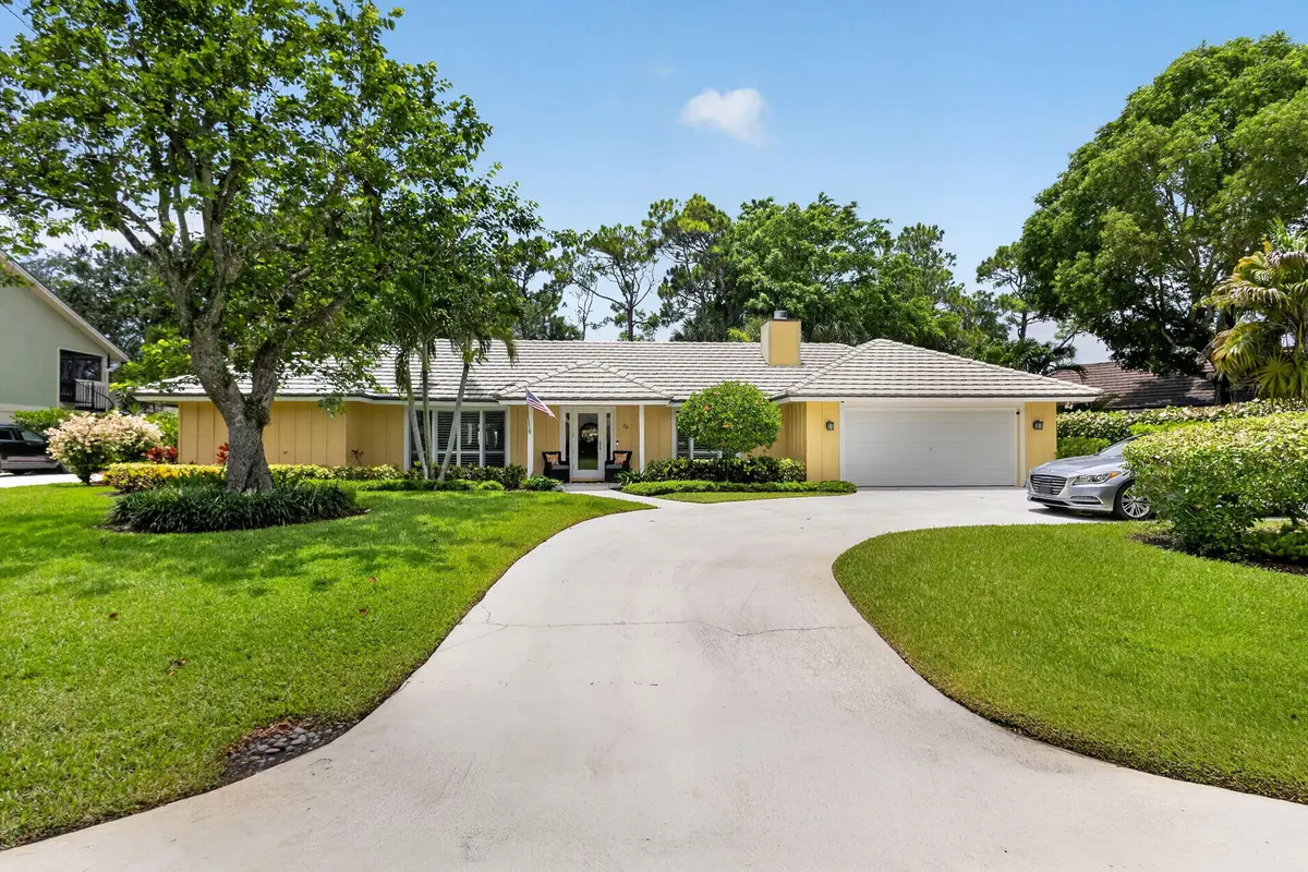 Front at 26 Cambria Road, Palm Beach Gardens