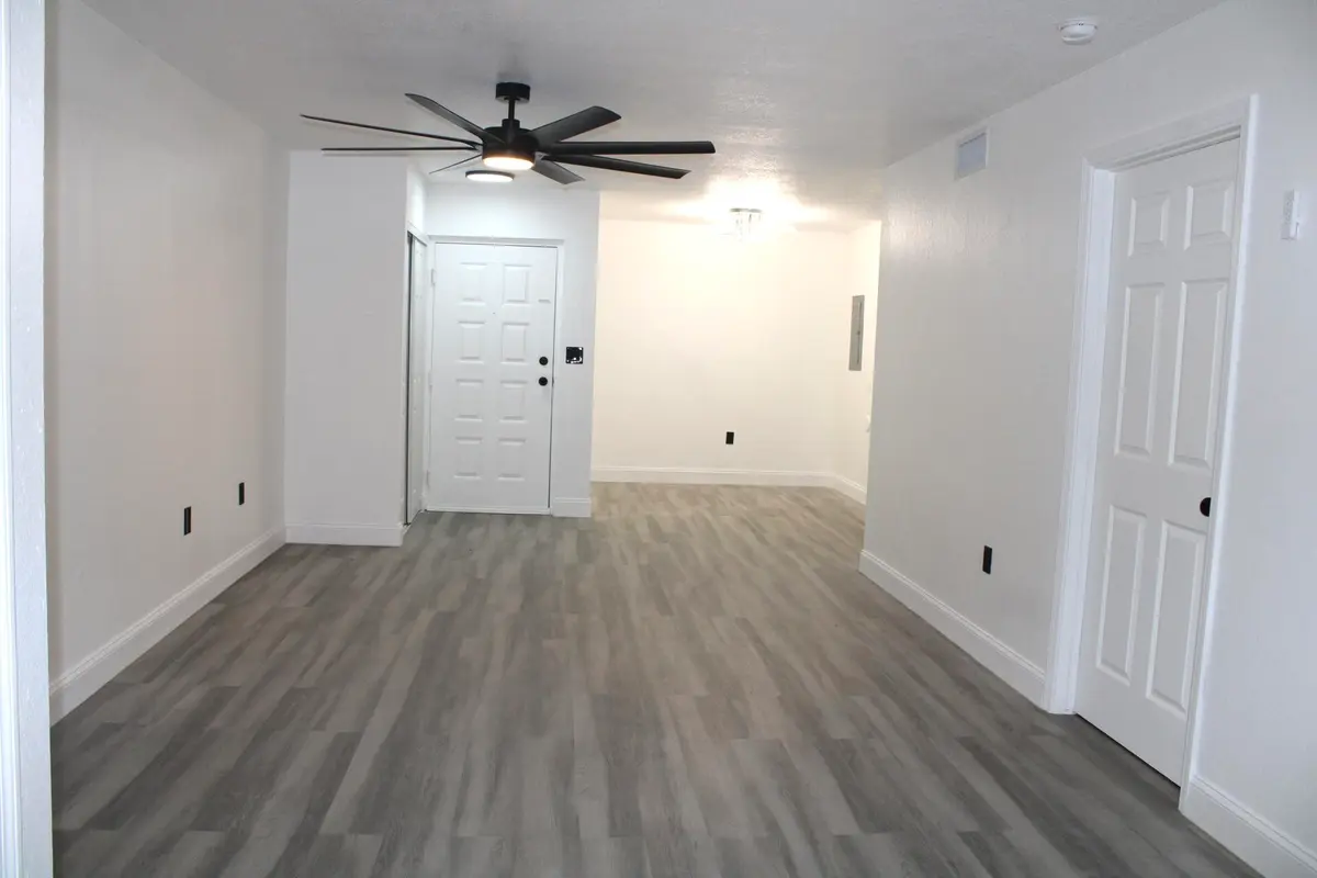 IMG_3286 at 2820 N Oakland Forest Drive 106, Oakland Park
