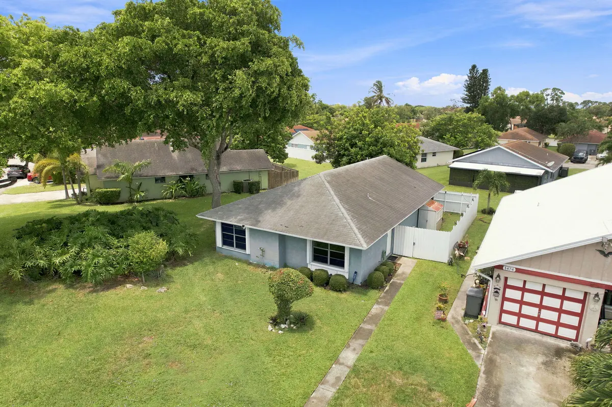 4-web-or-mls-Photo (4)-topaz at 1470 Summit Run Circle, West Palm Beach
