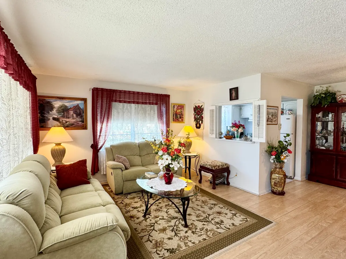 living room at 148 Bedford F, West Palm Beach