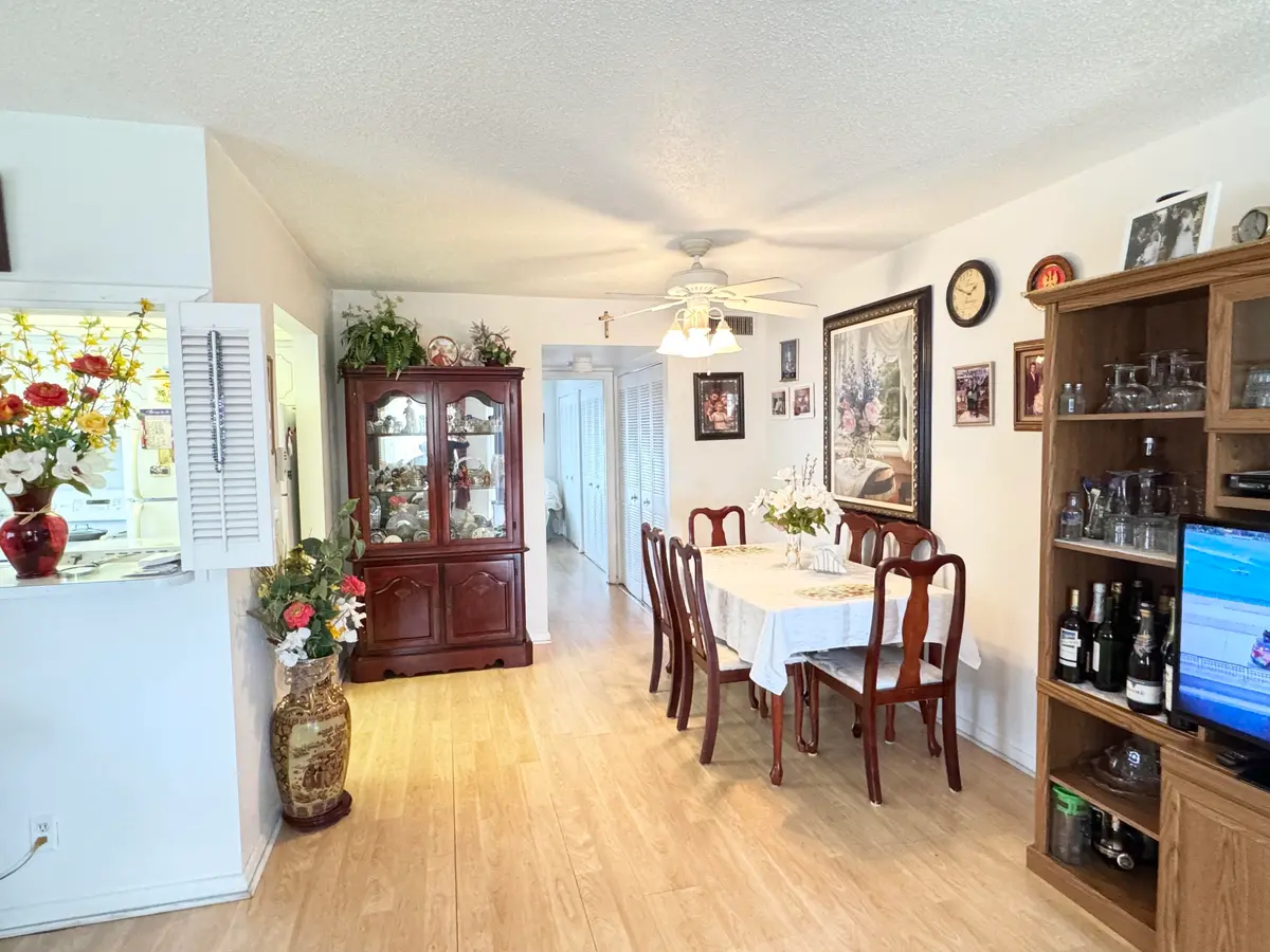 dining area at 148 Bedford F, West Palm Beach