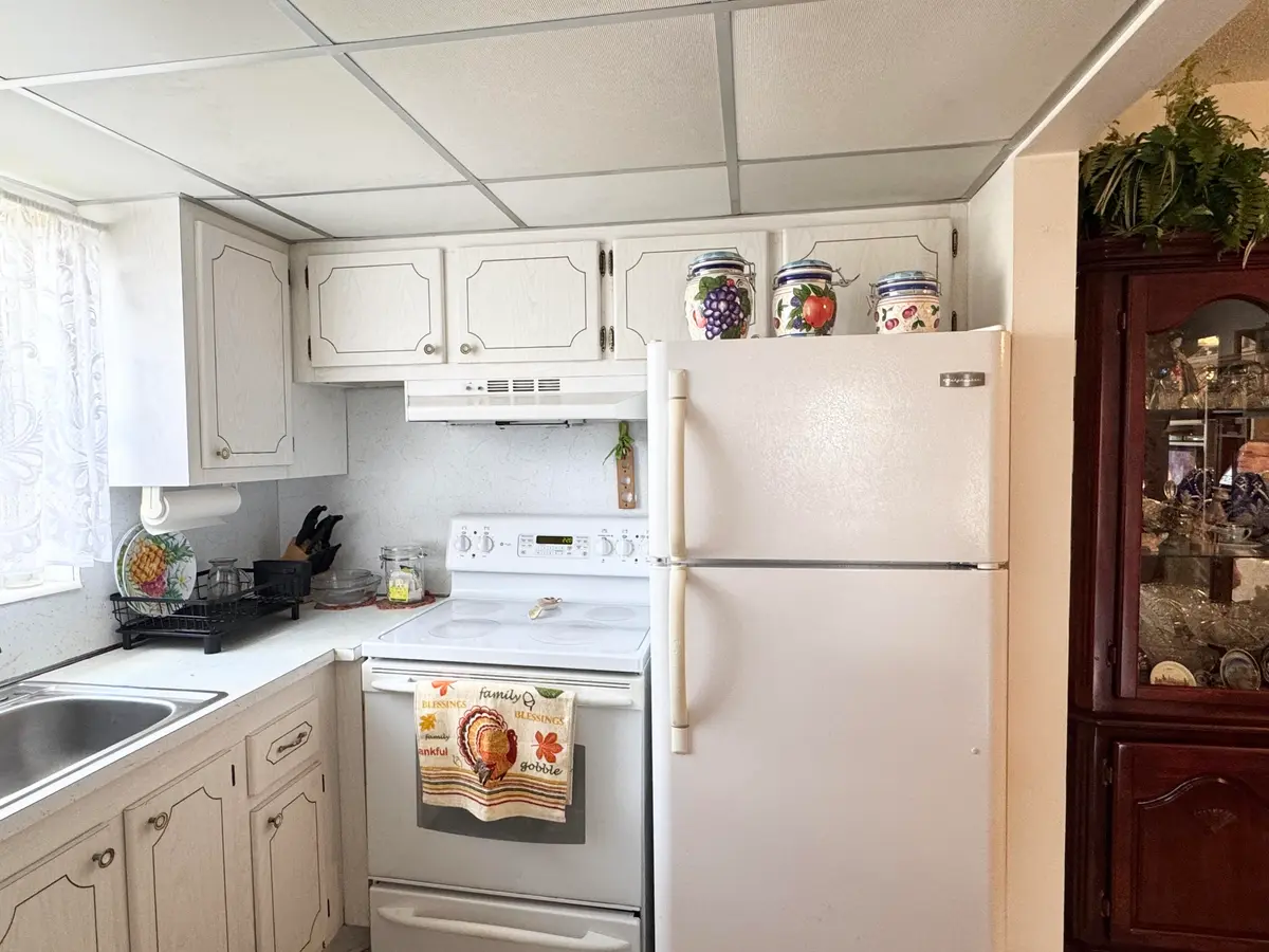 kitchen at 148 Bedford F, West Palm Beach