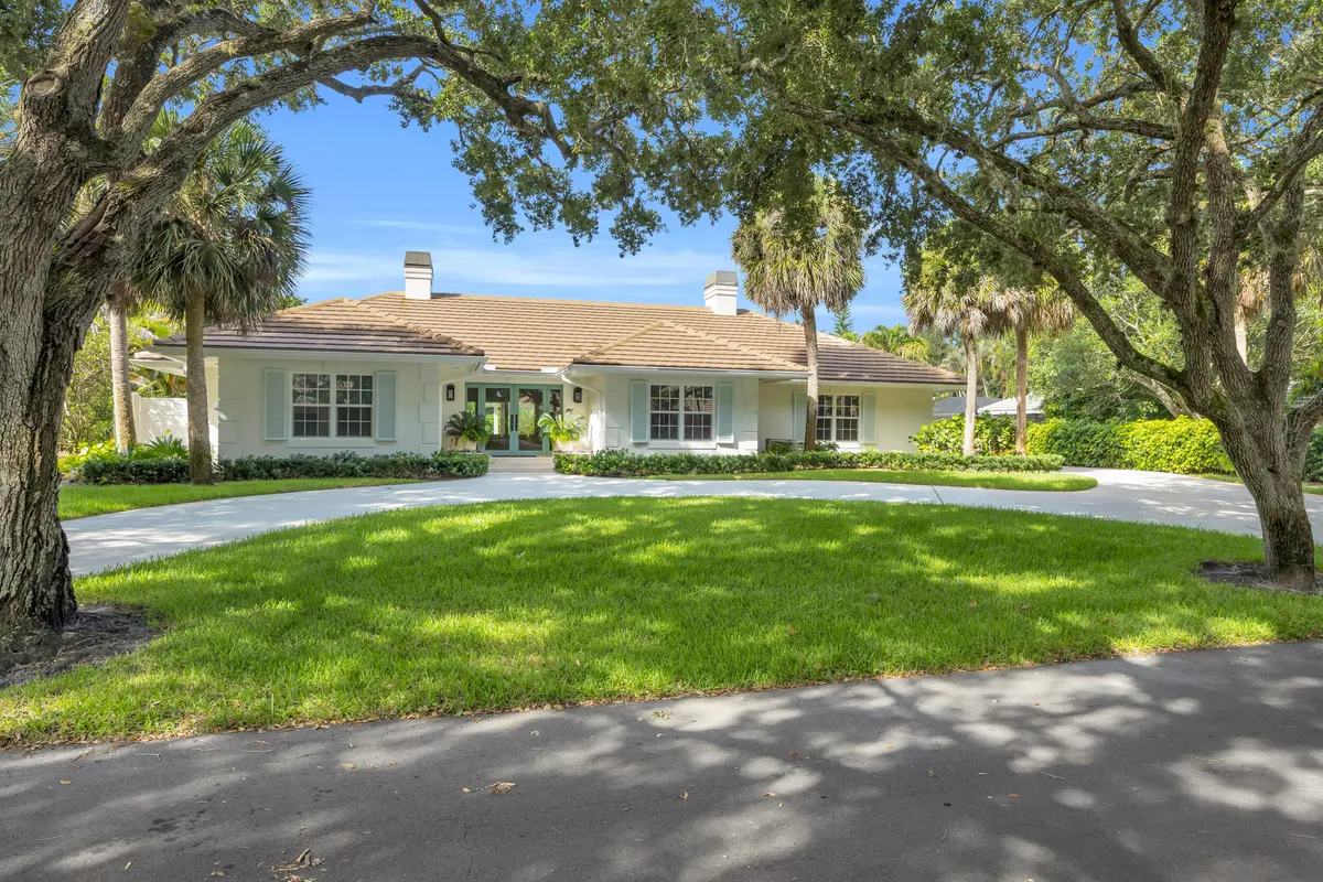 2_8p3a4081 at 10410 SE Banyan Way, Tequesta