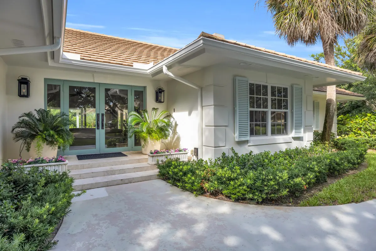 5_8p3a4051 at 10410 SE Banyan Way, Tequesta