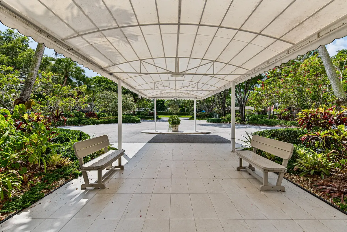 riesgo-8 at 804 CYPRESS Boulevard 503, Pompano Beach