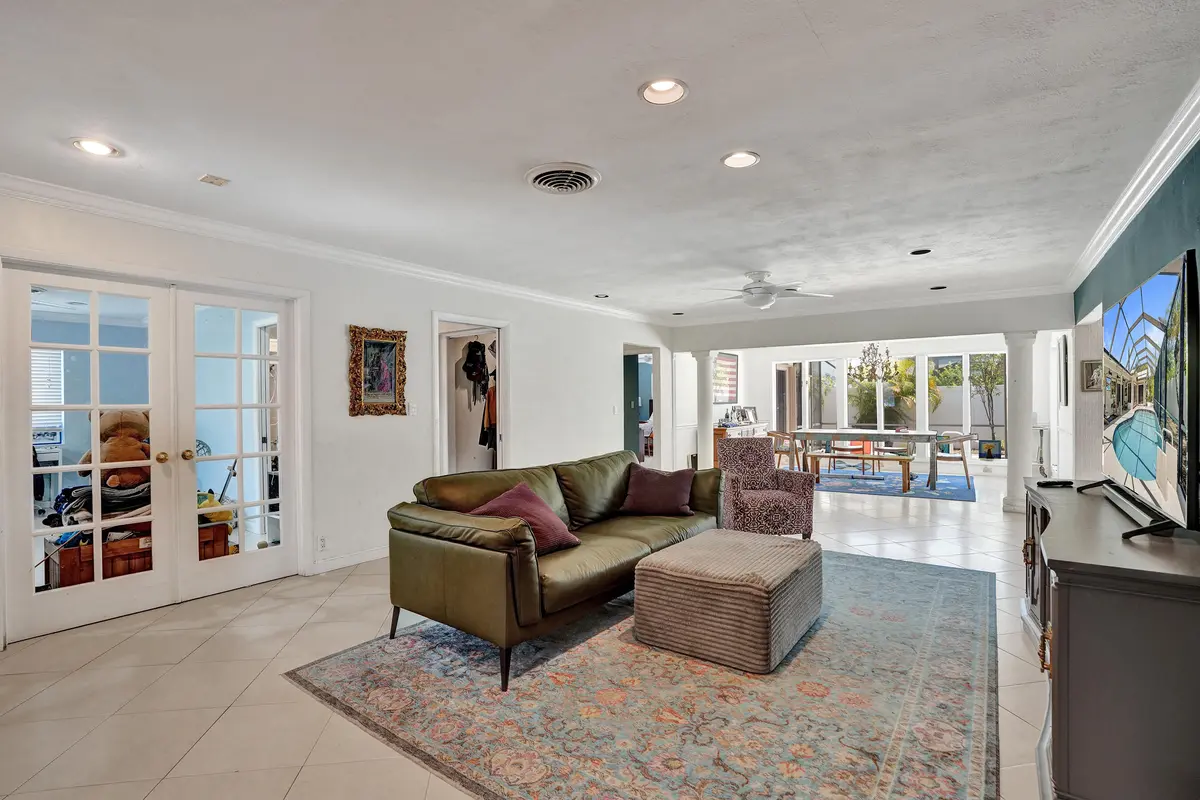 DSC09590 at 2756 NE 35th Street, Fort Lauderdale