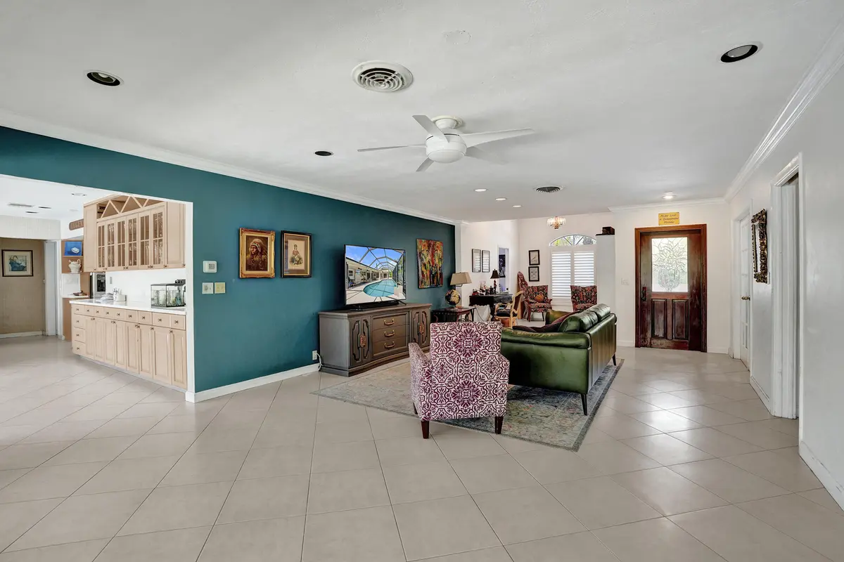 DSC09599 at 2756 NE 35th Street, Fort Lauderdale