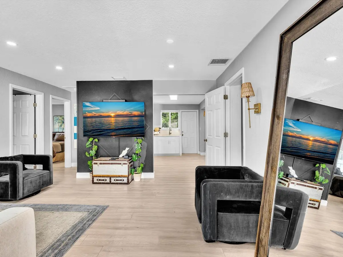 03-FPP00001 at 5365 N Andrews Avenue, Oakland Park