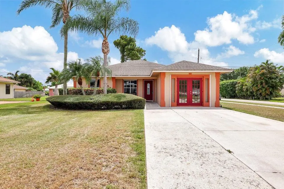 Main House at 5753 SE MERCEDES Avenue, Stuart