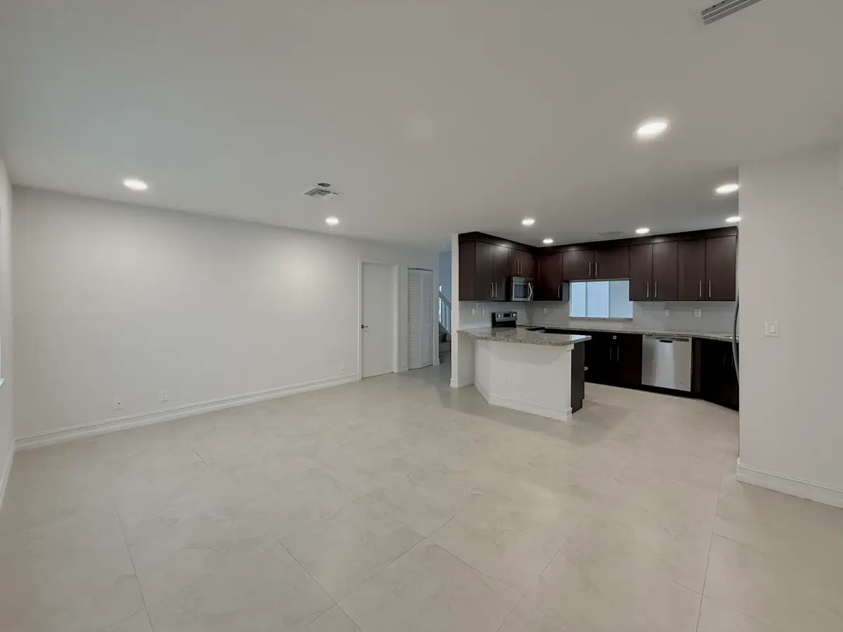 21440 Millbrook Court, Boca Raton, FL – photo 3