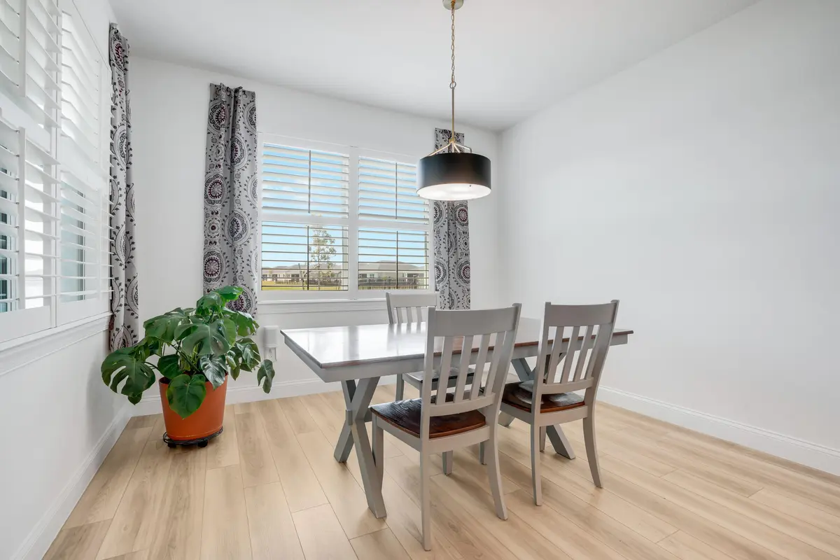 Dinning Room at 6801 NW Cloverdale Avenue, Port St. Lucie