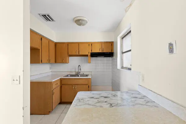Kitchen/Dining at 110 SW 12TH Avenue, South Bay