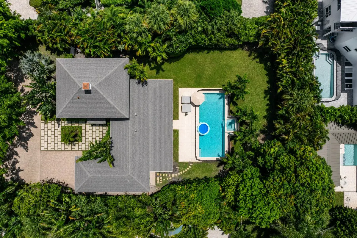 AERIAL at 232 Essex Lane, West Palm Beach