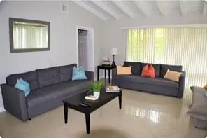 GetMedia - 2026-07-27T091408.402 at 4411 E TRADEWINDS A-B, Lauderdale-By-The-Sea