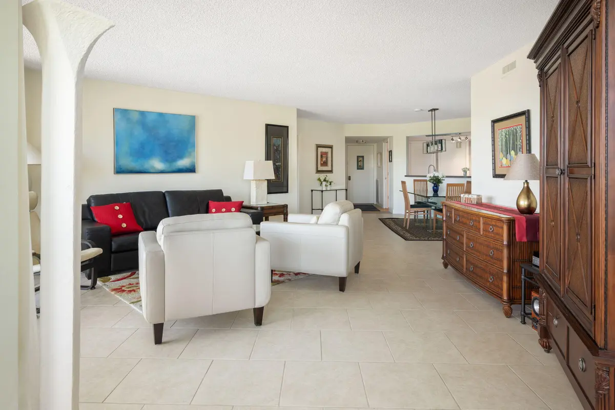 6MLS at 1825 Mooringline Drive 2-F, Vero Beach