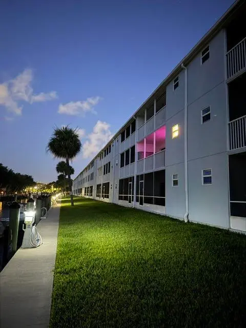 IMG_3265 at 120 Lehane Terrace 305, North Palm Beach