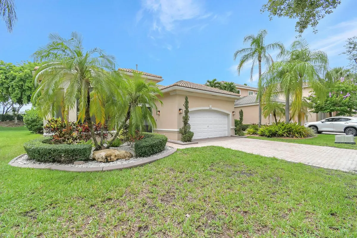 Photo 3 at 6041 SW 195TH Avenue, Pembroke Pines