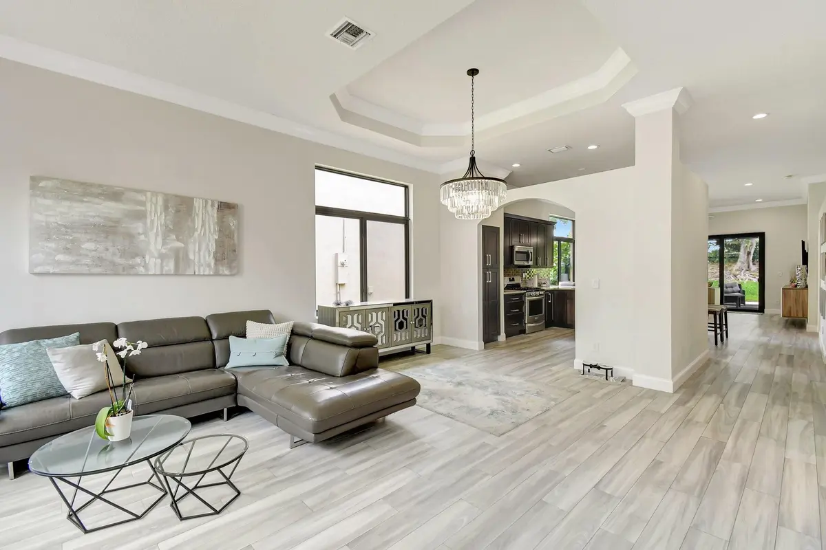 Photo 6 at 6041 SW 195TH Avenue, Pembroke Pines