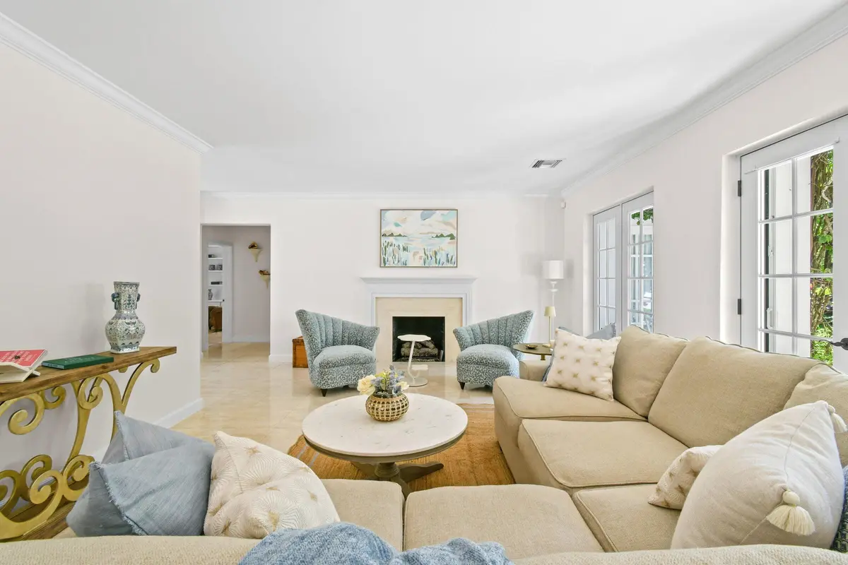 living area at 117 VIA VIZCAYA, Palm Beach