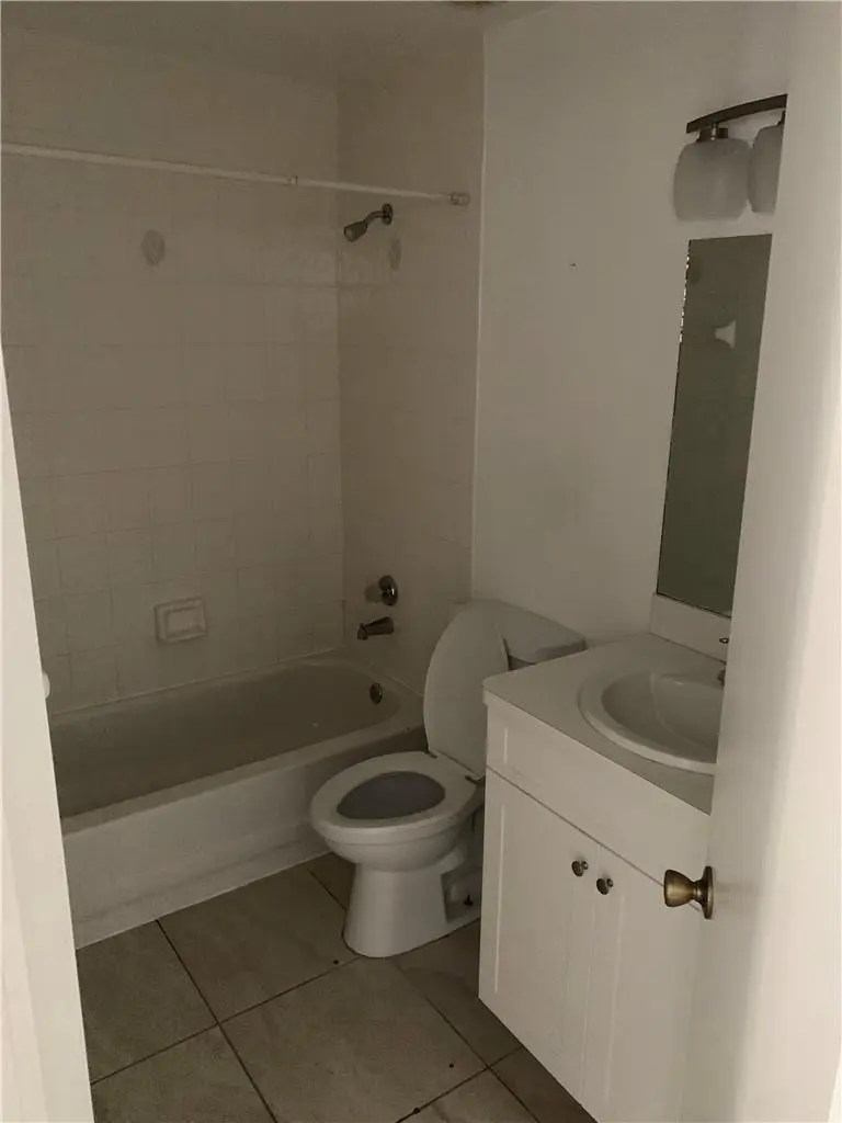 Photo 8 at 8985 NW 38TH Drive, Coral Springs