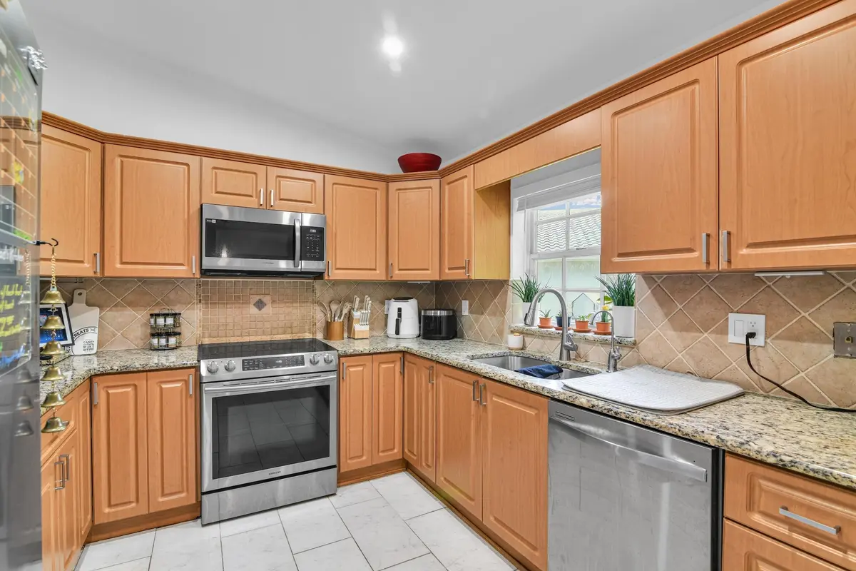 651 SW 176th Ave, Pembroke Pines -15 at 651 SW 176TH Avenue, Pembroke Pines