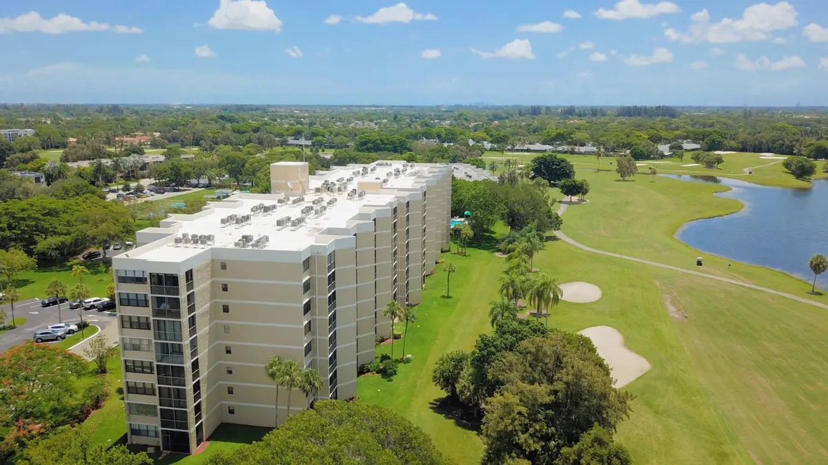 New 1 at 16300 GOLF CLUB Road 613, Weston