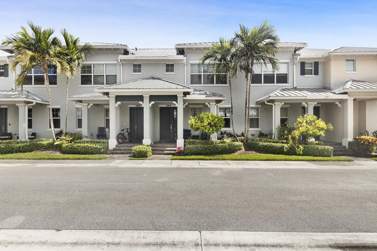Front at 3964 Poinciana Lane, Hollywood