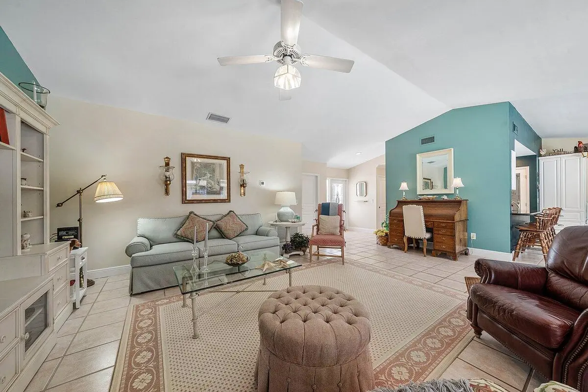 008-2371Northwest30thRoad-BocaRaton-FL-3 at 2371 NW 30th Road, Boca Raton