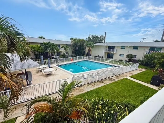 IMG_4592 at 809 HUMMINGBIRD Way 7C, North Palm Beach