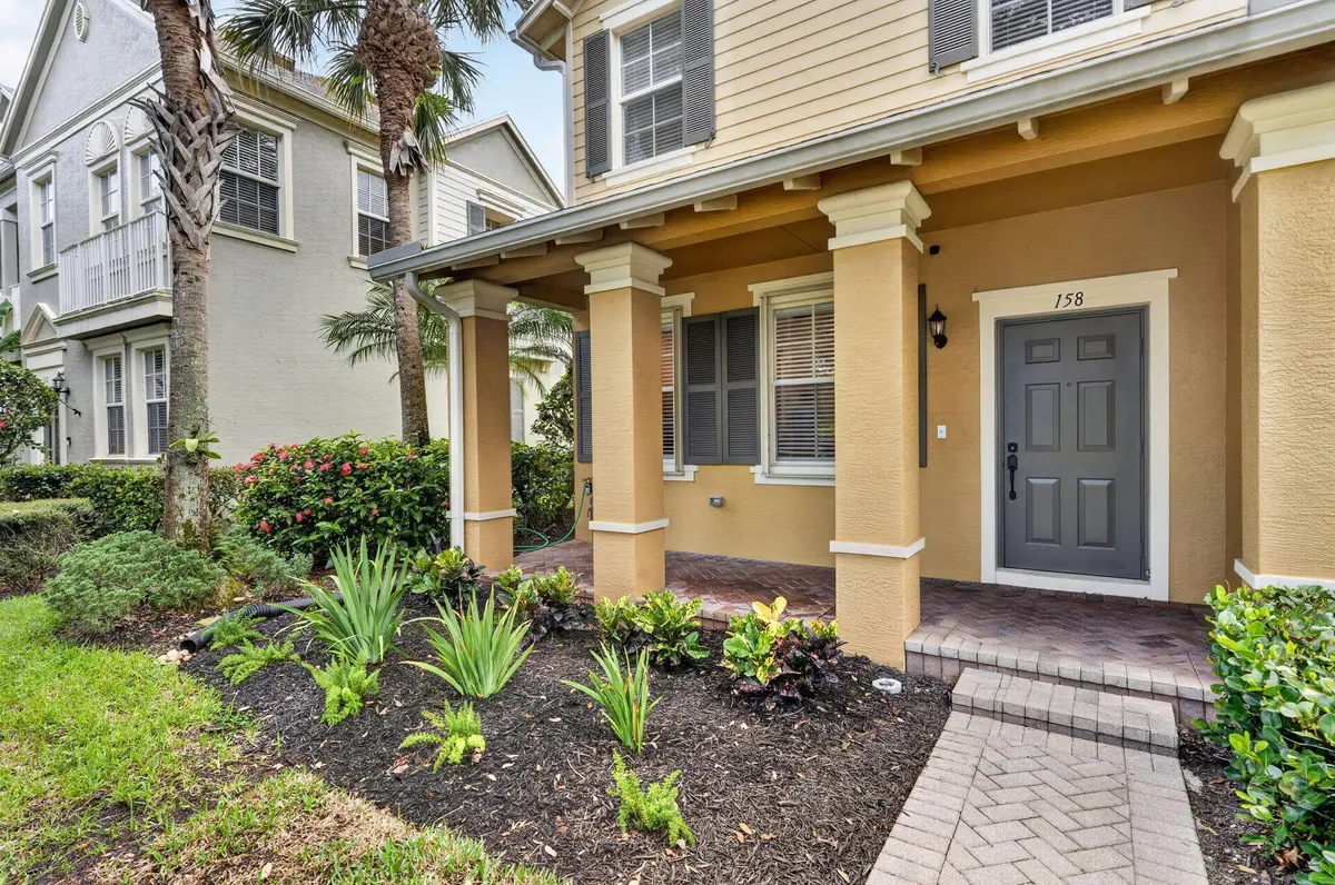 4-web-or-mls-_MLP2873 at 158 W Thatch Palm Circle, Jupiter