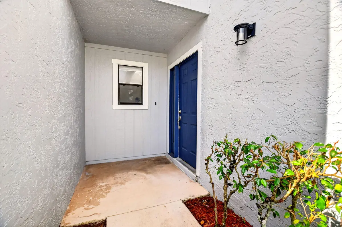Entrance at 1633 Woodbridge Lakes Circle 1633, West Palm Beach