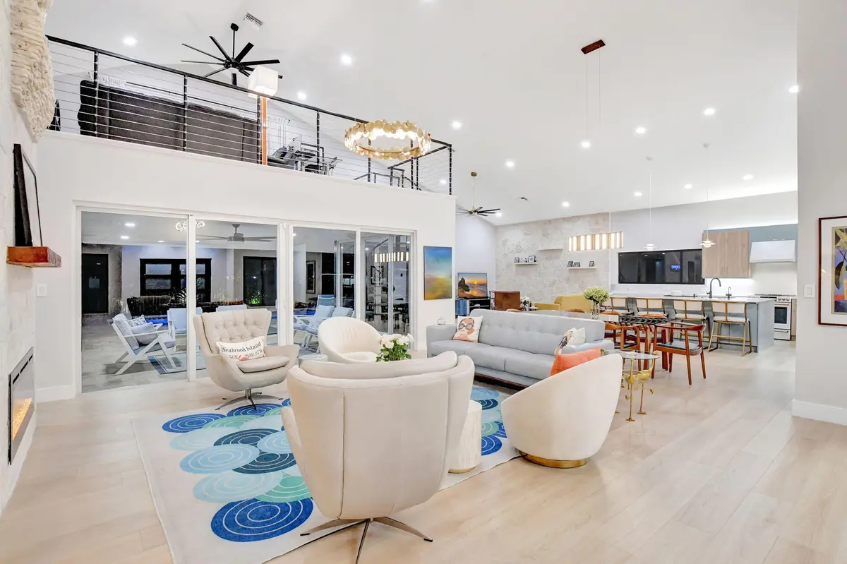 Vaulted Ceilings at 21878 OLD BRIDGE Trail, Boca Raton