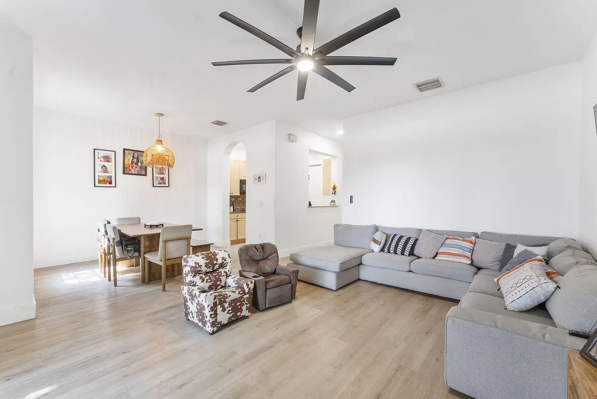 21-web-or-mls-DSC06134 at 4414 MORGAN Lane, Davie