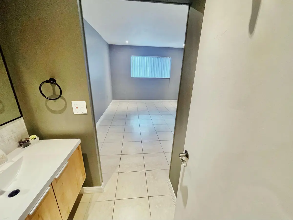 Primary at 1410 S FEDERAL Highway 205, Lake Worth Beach