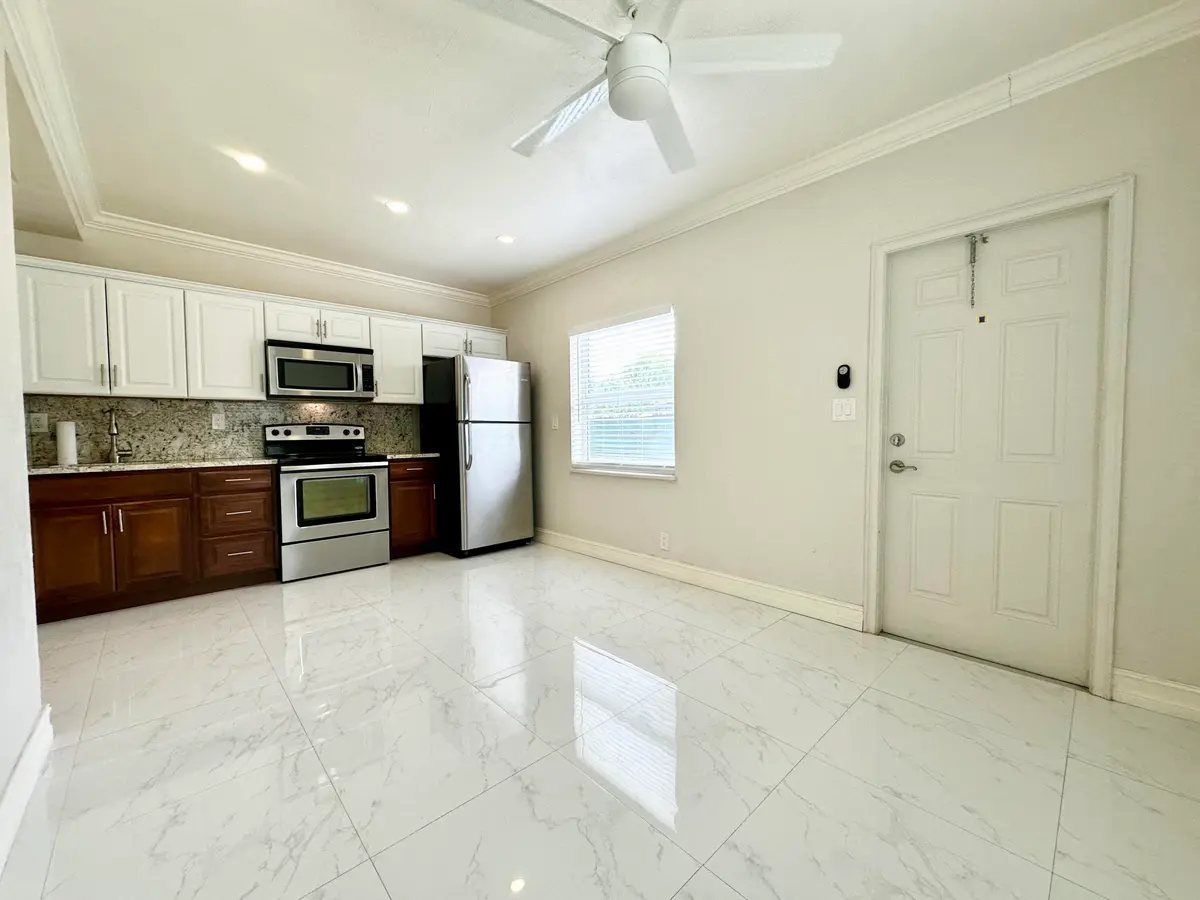 IMG_6158 at 1041 NE 16th Avenue W, Fort Lauderdale