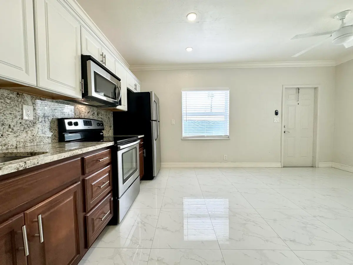 IMG_6163 at 1041 NE 16th Avenue W, Fort Lauderdale