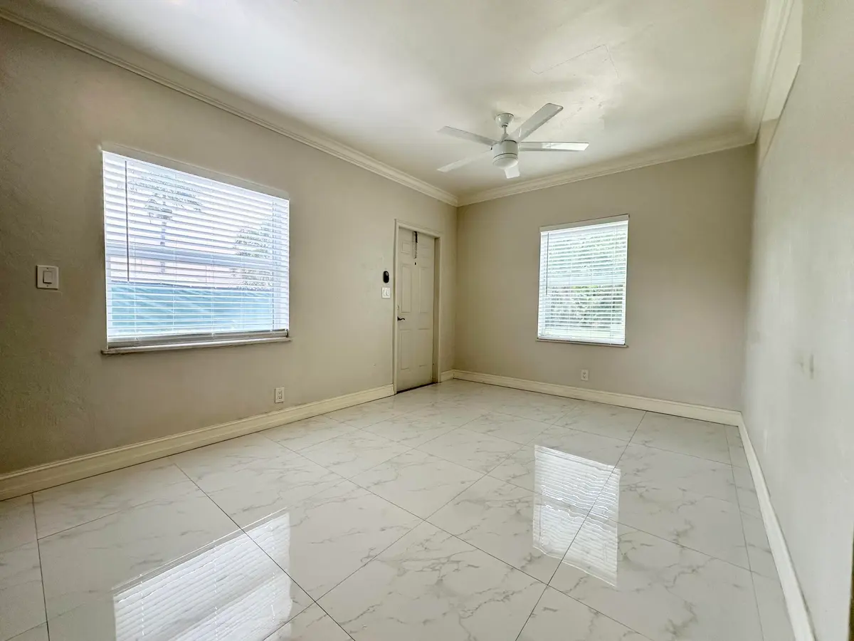 IMG_6164 at 1041 NE 16th Avenue W, Fort Lauderdale
