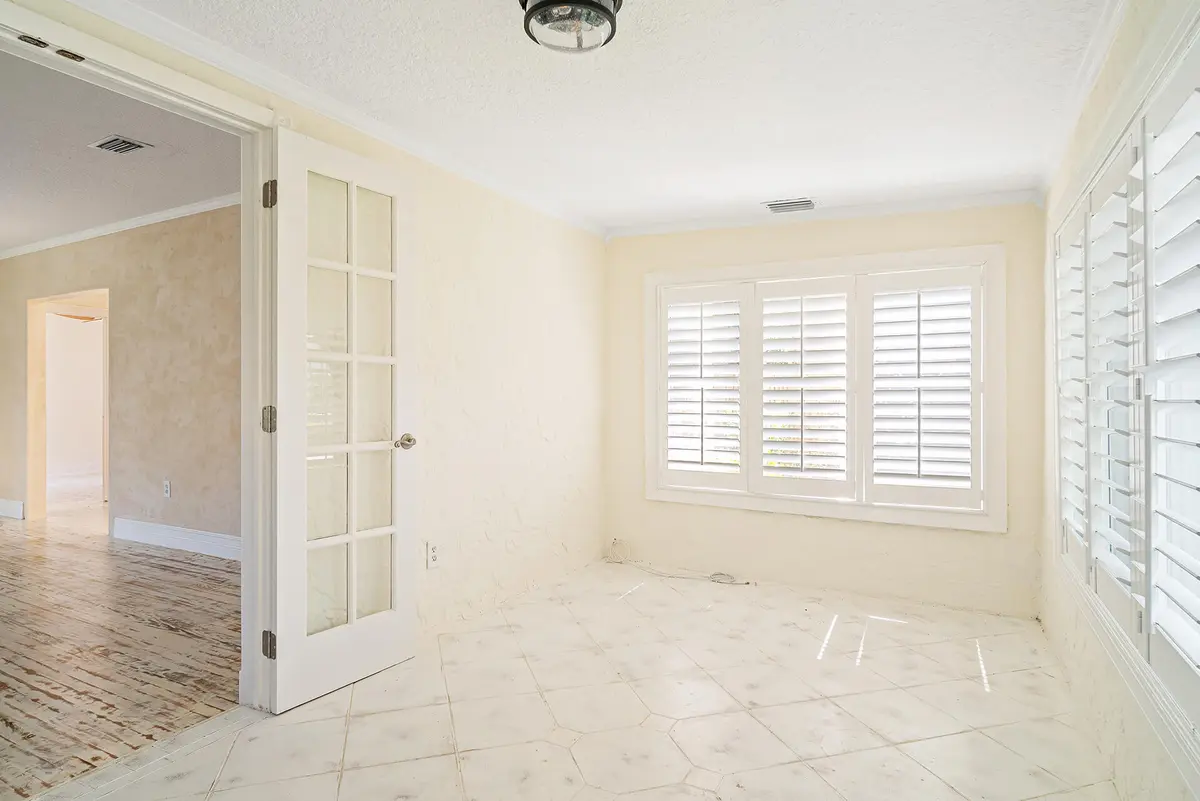 Florida Room at 813 Avon Road, West Palm Beach