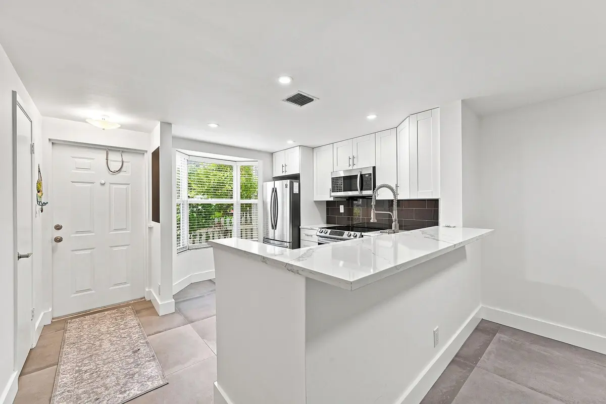 10_stl_7959 at 2627 NE 15th Street, Pompano Beach