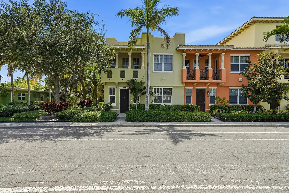 01_dsc00553 at 219 N L Street 100, Lake Worth Beach