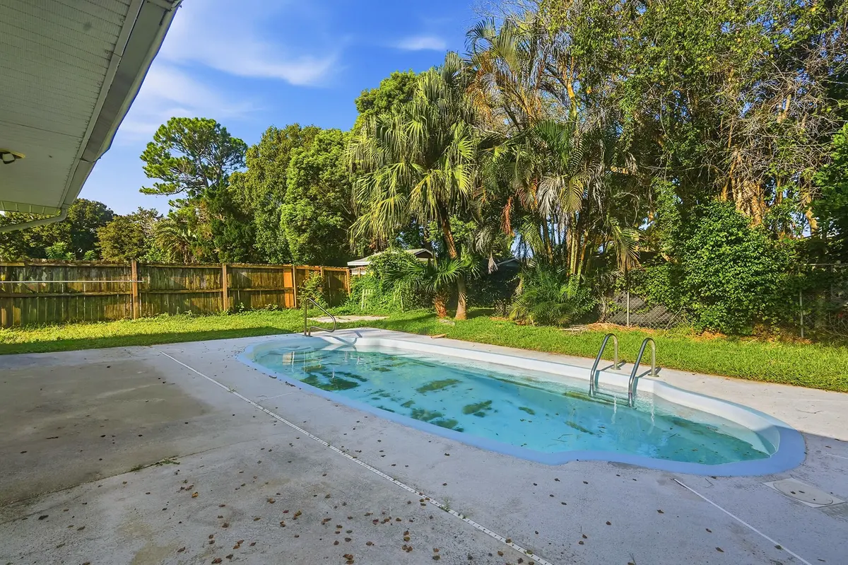 Pool at 854 SE Tierra Court, Port St. Lucie