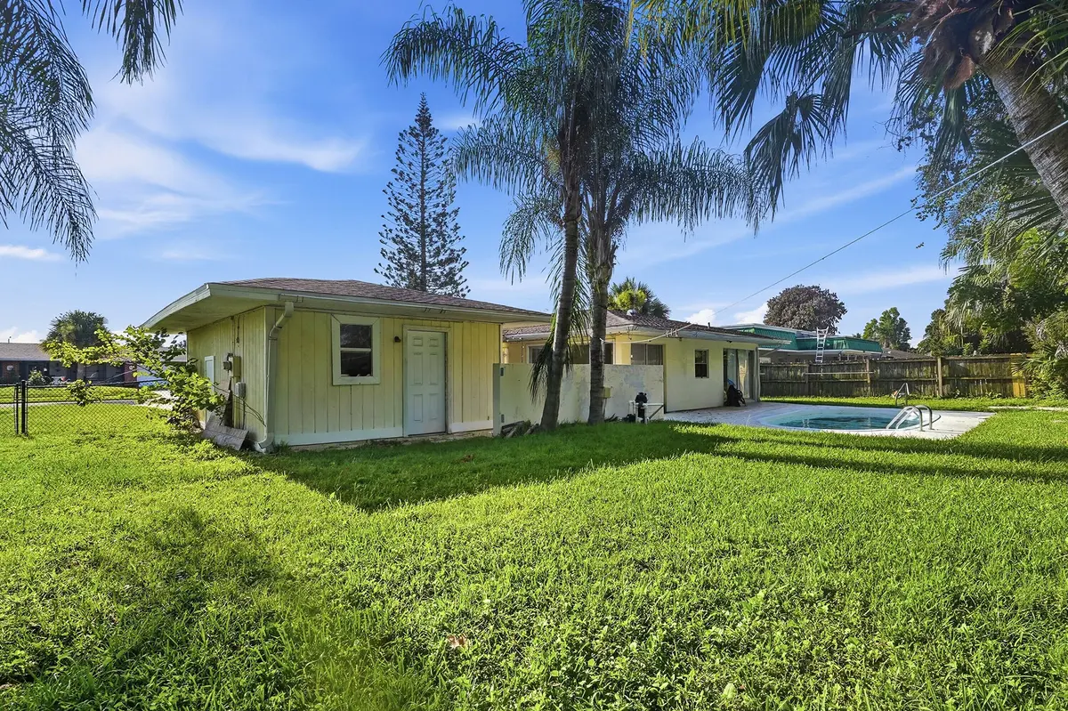 Backyard at 854 SE Tierra Court, Port St. Lucie