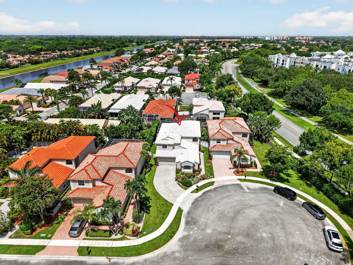 Private Cul-de-Sac at 6237 Brava Way, Boca Raton