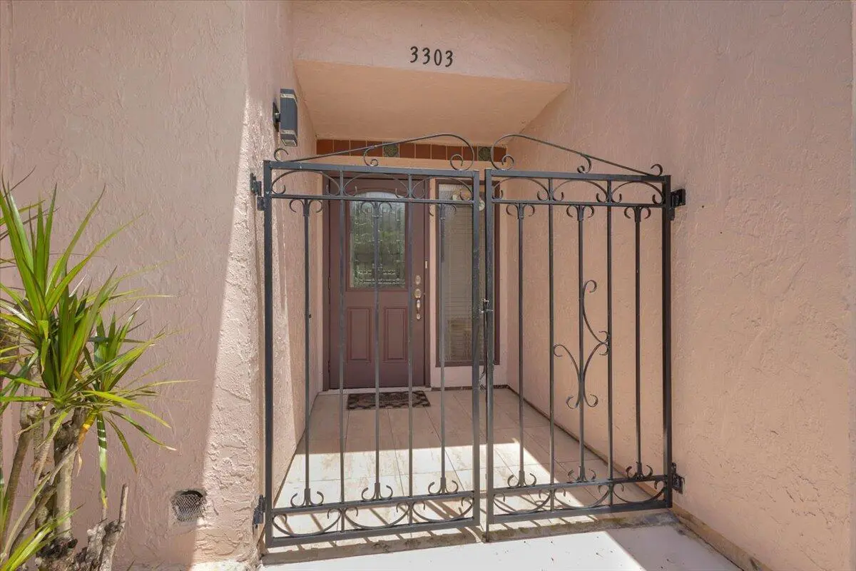 52-GG3A5311 at 3303 SE Sandpiper Circle, Port St. Lucie