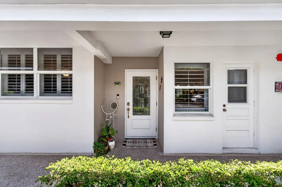 Corner unit at 2829 Florida Boulevard 101, Delray Beach